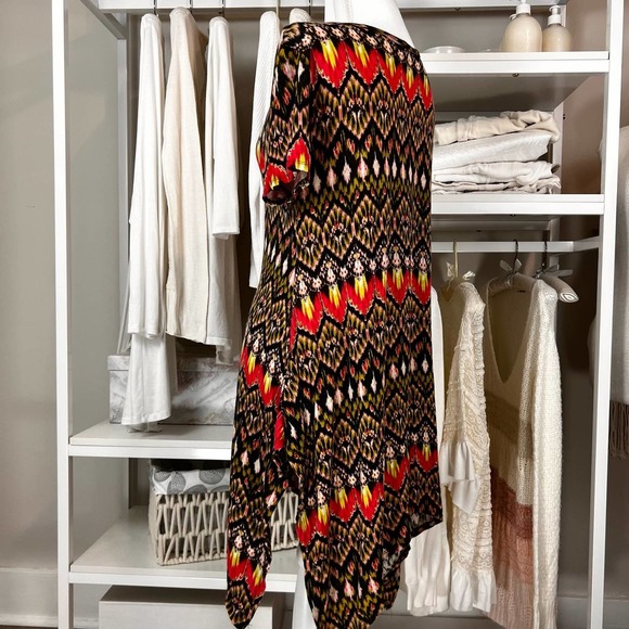 Bobbie Brooks ladies Aztec print T-shirt tunic. sz. Small #0600 - Picture 2 of 7